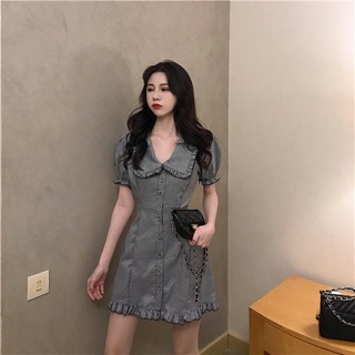 Đầm gingham cổ sen bèo viền
