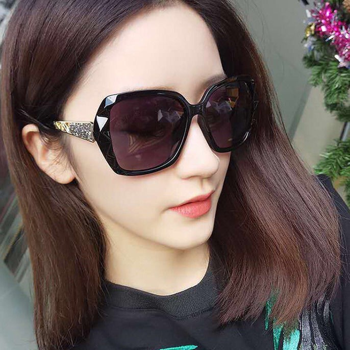 Kính Mát Nữ Vát Kim Cương Phong Cách K30