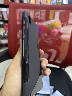 Ốp lưng Sony L1 dẻo đen chống sốc