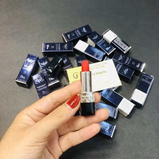 Son đỏ Rouge Matte 999