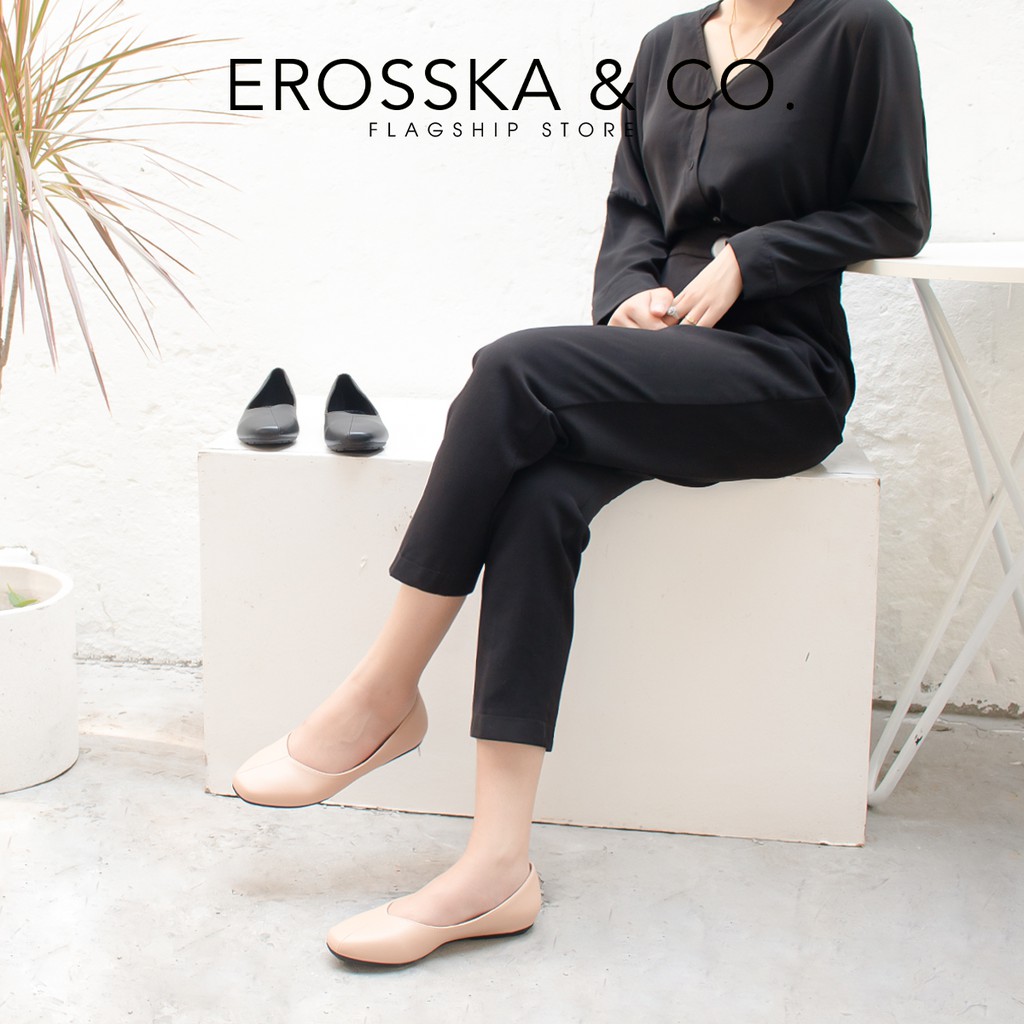 Giày búp bê Erosska thời trang mũi bầu kiểu dáng trơn đơn giản màu đen _ ef010