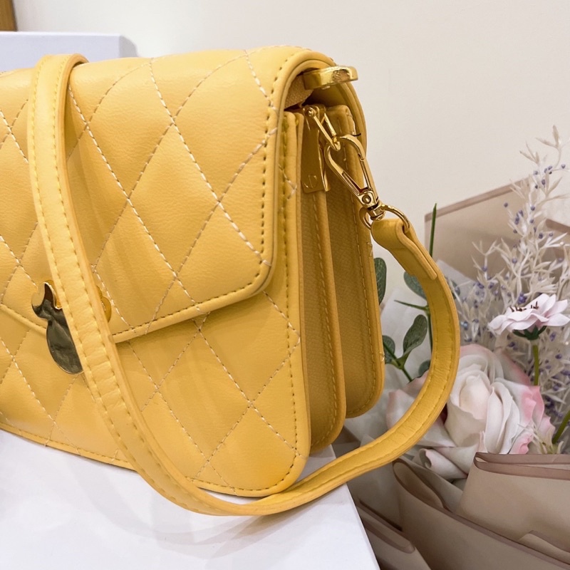 Túi đeo chéo khóa hình chuột dễ thương kèm nơ phối xích dây da phong cách Korea dễ thương thanh lịch