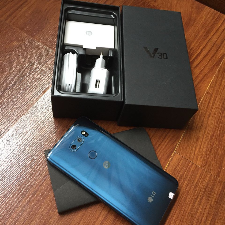 Điện thoại LG V30 CHÍNH HÃNG BẢO HÀNH 12 THÁNG | BigBuy360 - bigbuy360.vn