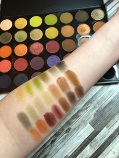 [SALE 40%] Bảng phấn Morphe 35M