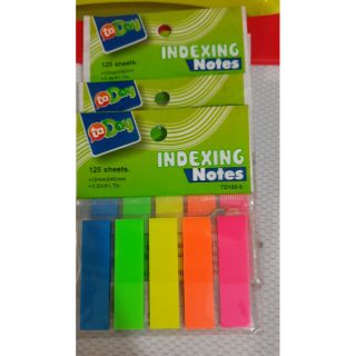Giấy note phân trang nhiều mầu.