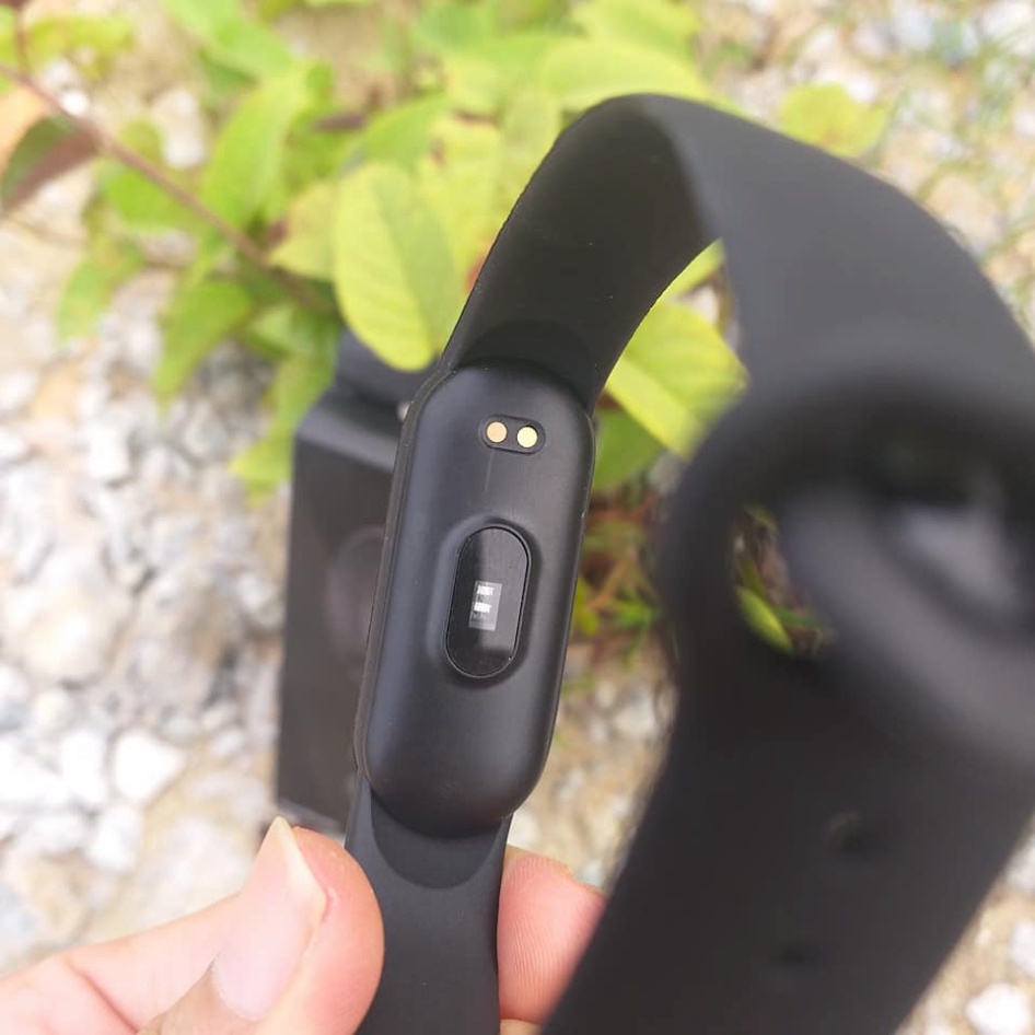 Đồng Hồ Thông minh M6 , đồng hồ thông minh chống nước, Kết Nối Bluetooth, theo dõi nhịp tim