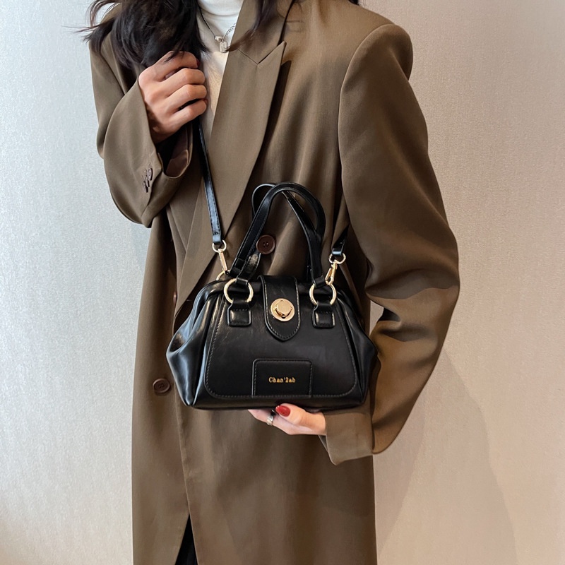 Túi Xách Boston Đeo Vai Kiểu Dáng Hợp Thời Trang