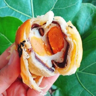 10 chiếc bánh trứng đậu đỏ vừng đen