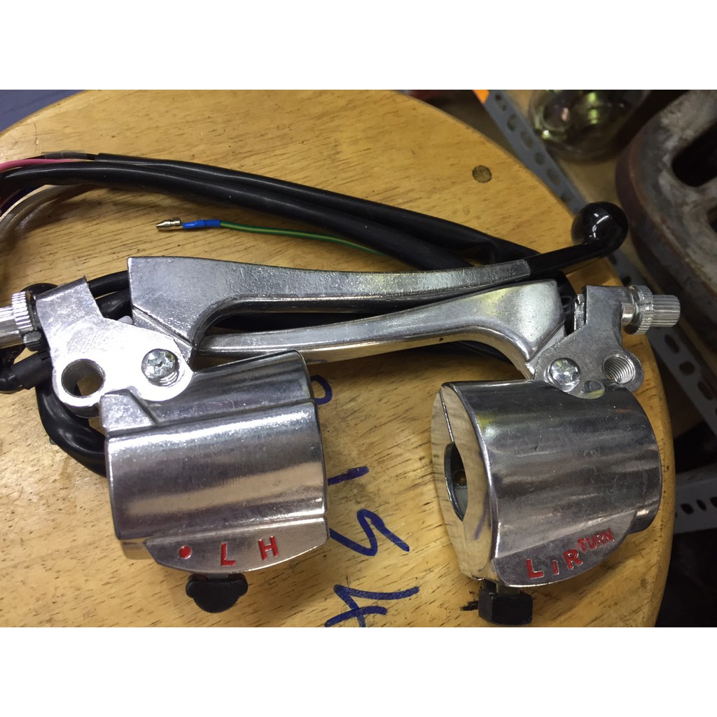 Cặp tai côn + thắng và đèn và xinhan cho xe honda 67 - có nút đề cho anh em độ chế
