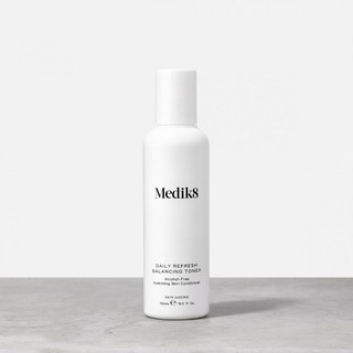 NƯỚC CÂN BẰNG DA MEDIK8 DAILY REFRESH BALANCING TONER