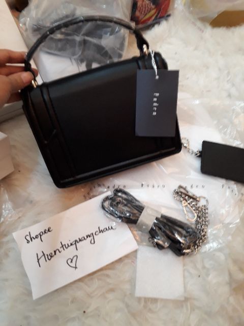 Túi quai xách dáng vuông