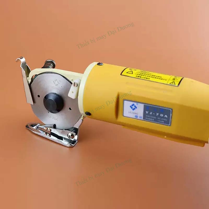 Máy Cắt Vải Cầm Tay mini LEJIANG 70 nhỏ nhẹ tiện lợi cắt nhiều loại vải