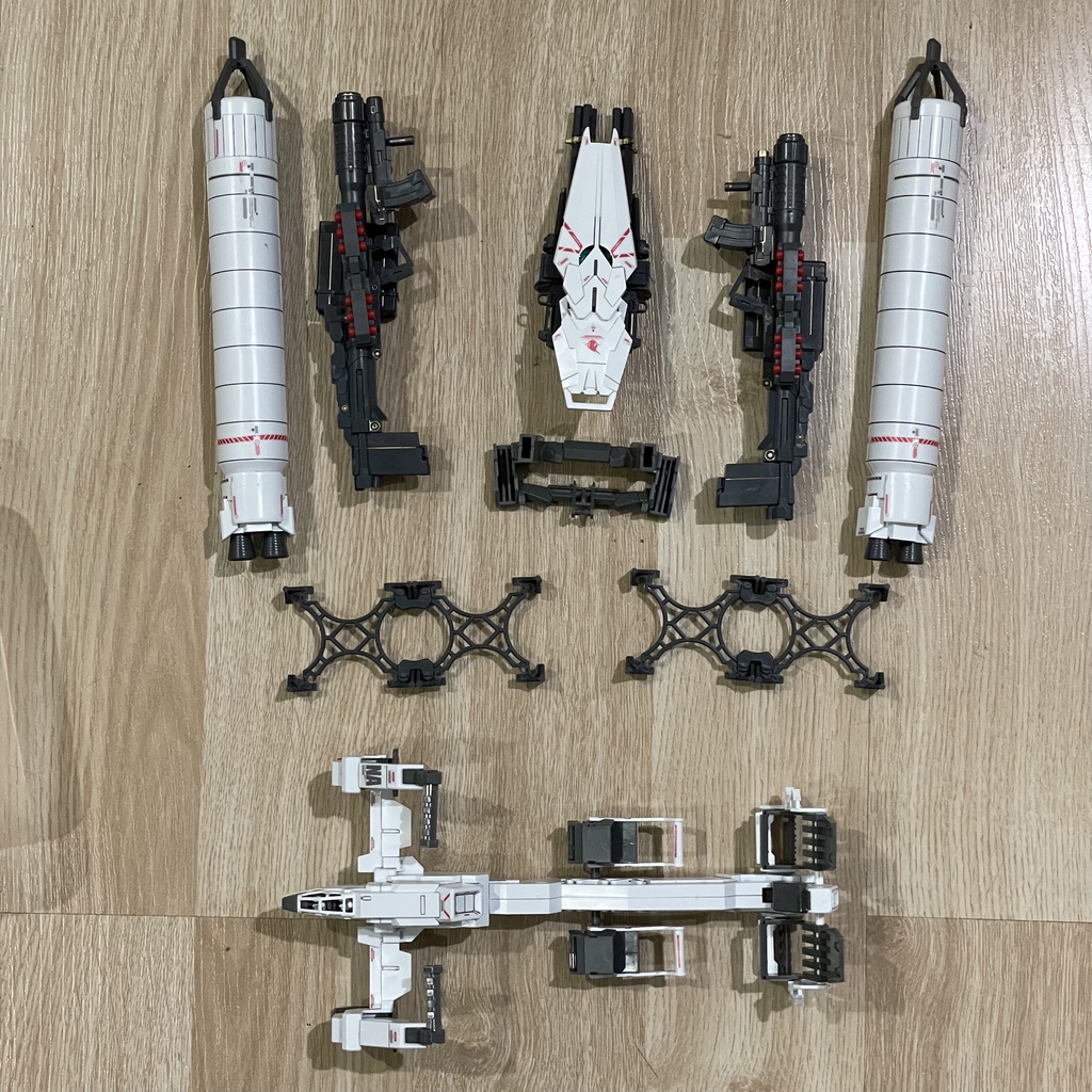 Phụ kiện vũ khí mg 1/100 gundam Unicorn Full Armor Bandai