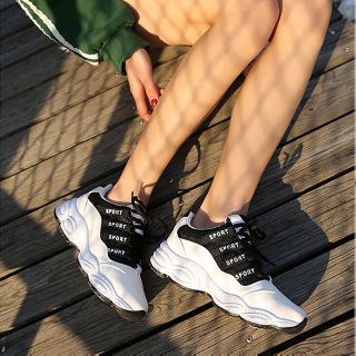 Giày nữ thể thao sneaker cá tính 2586