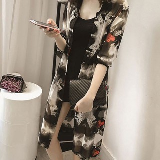 Áo choàng kimono in hoa