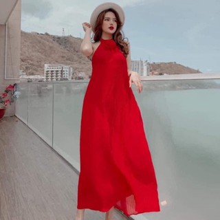 Đầm maxi đi biển dập li cổ yếm đính bông hoa, váy trơn dập li hở lưng dây cột cổ - Maxi HQ store