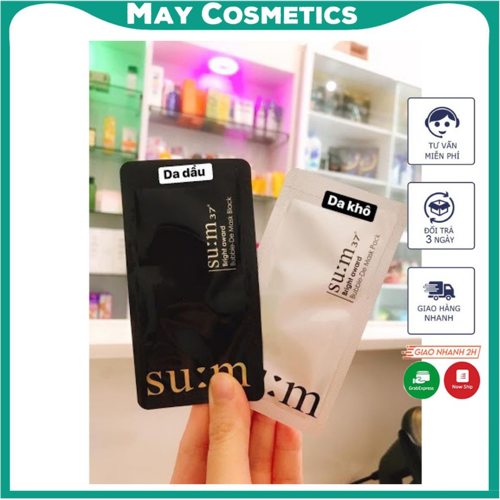 Miếng Mặt nạ thải độc da Sum 37 có thêm thành phần than hoạt tính giúp hút nhờn thải độc, hút chì, dưỡng trắng da