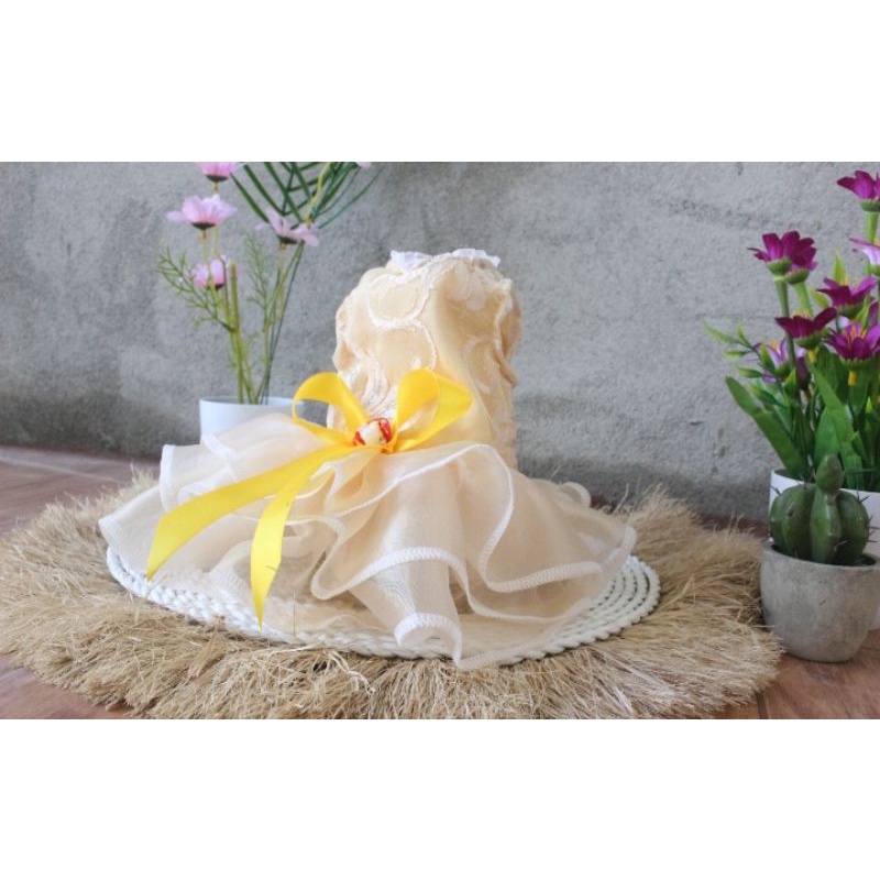 Váy Màu Be Thổ Cẩm Cho Mèo Hoặc Chó Kích Thước S-XL