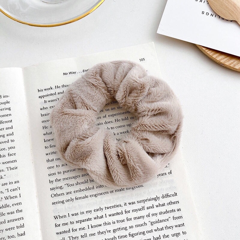 Dây buộc tóc scrunchies chất liệu lông mềm mịn basic phong cách Hàn Quốc 2021