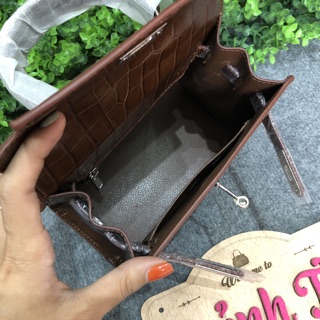 Túi H.M da rắn size 21