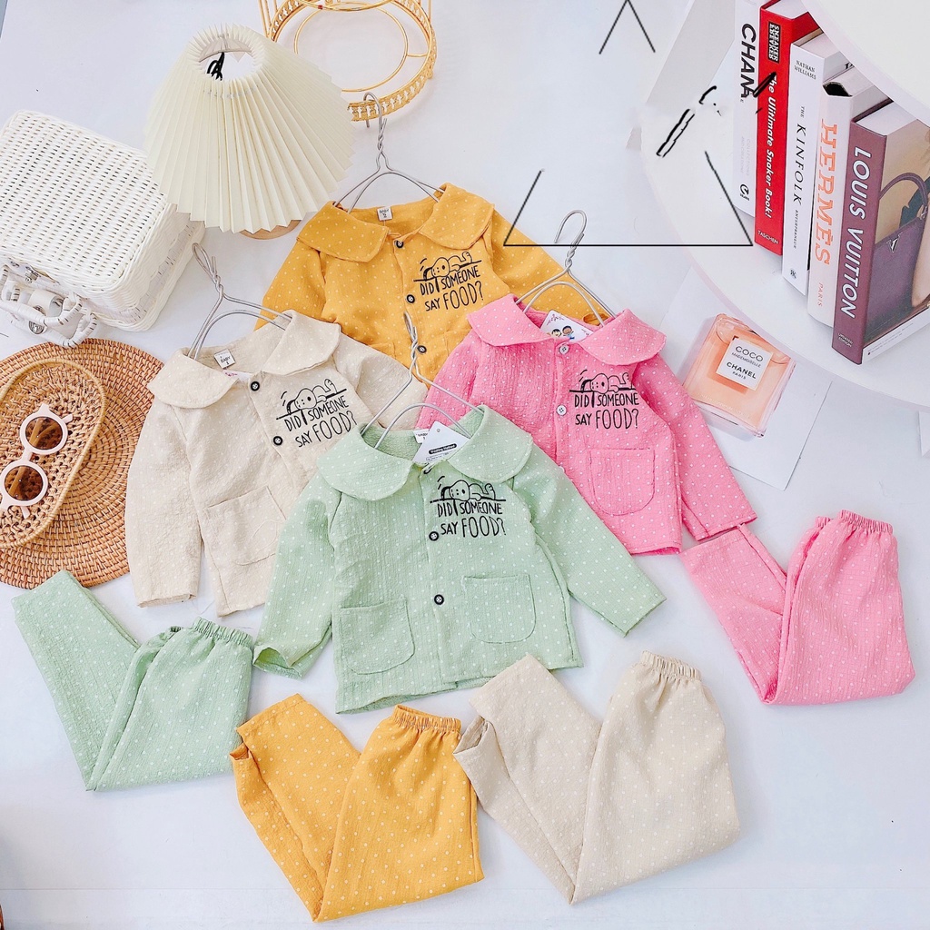 Bộ Dài Tay Pyjama Nữ Hình Chú Cún Snoopy Kèm 2 Túi Cho Bé Gái Chất Vải Xô Muslin Đủ Size 8-18Kg VNXK Nhật-Hàn