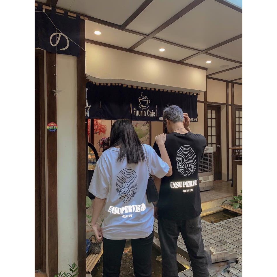 ÁO THUN HE IS MINE PHẢN QUANG IN HÌNH VÂN TAY SAU LƯNG ĐEN TRẮNG HOT