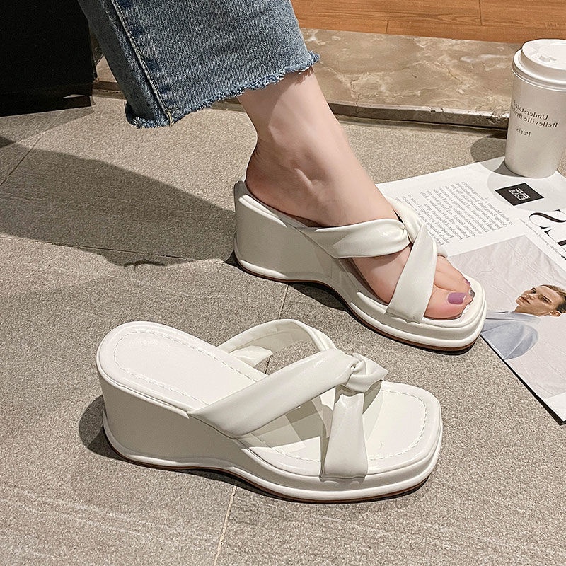 Dép Sandal Đế Xuồng Mềm Thời Trang Dành Cho Nữ