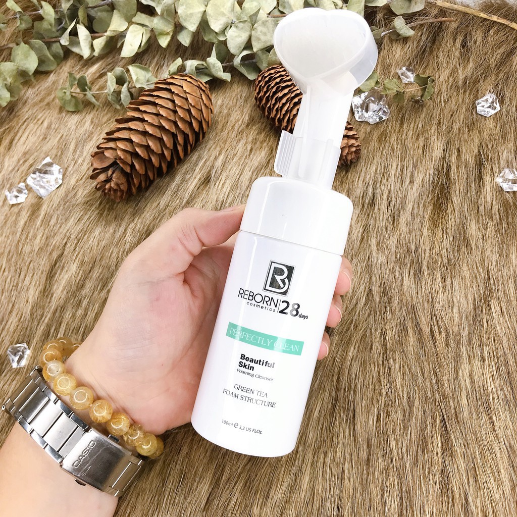 Sữa rửa mặt trà xanh Reborn – Mỹ