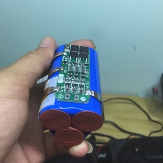 Khối pin tam giác 3s 12-12.6v 2200mah mạch 20a