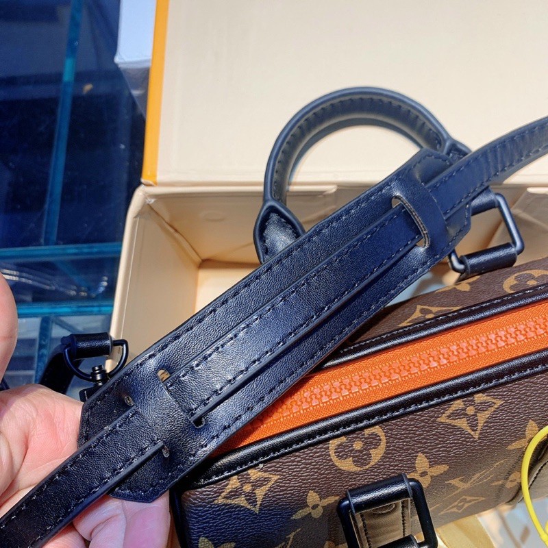 Túi đeo LV Keepallnano bản 2021 box nam châm hịn♥️ | BigBuy360 - bigbuy360.vn