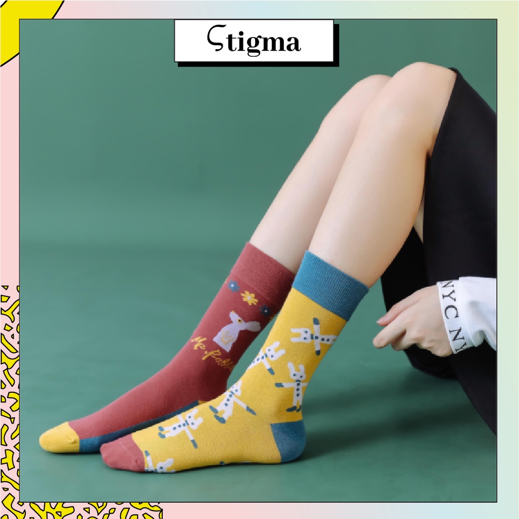 Tất Cao Cổ Lệch Nữ Nam hoạ tiết hình phong cách Vintage vớ độc lạ - stigma