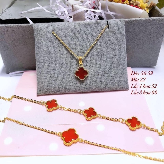 MẶT CỎ 4 LÁ ĐÁ CÁC MÀU