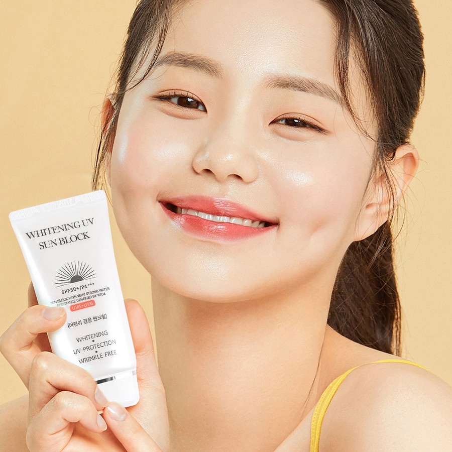Kem chống nắng dưỡng trắng Jigott whitening uv sun block 70ml