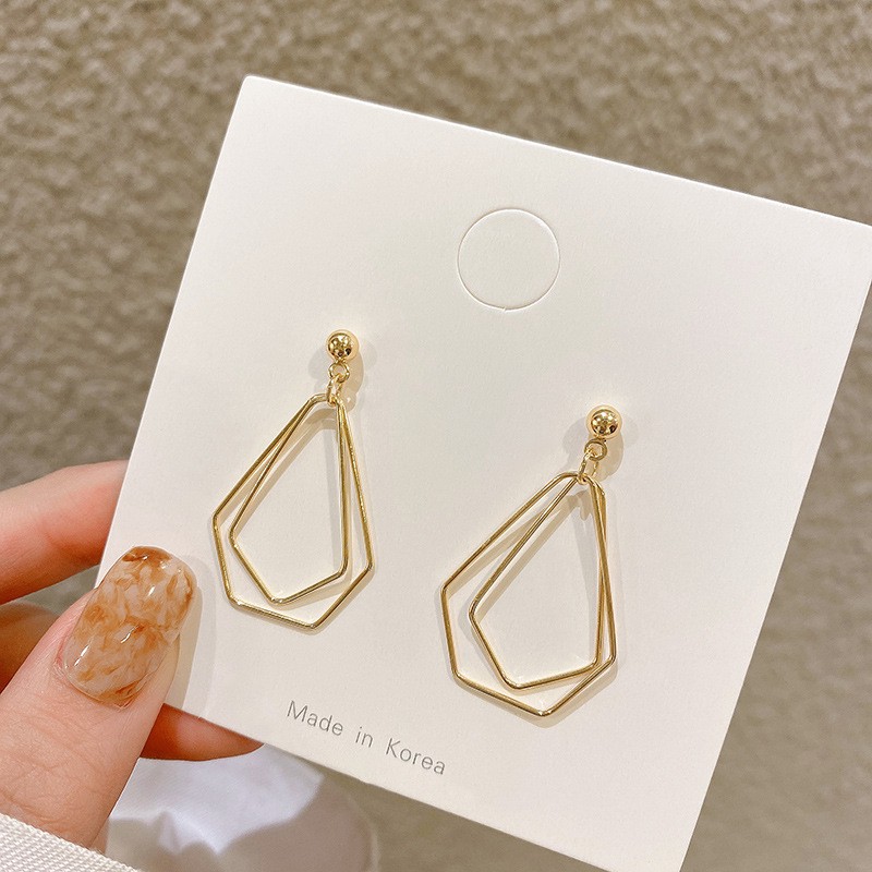 Khuyên Tai C55 Kiểu Bất Đối Xứng Phong Cách Hàn Quốc Trẻ Trung Dành Cho Phụ Nữ