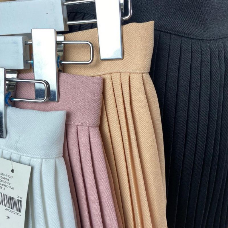 [Hình Thật] Chân váy dập ly 1 tầng có may kèm quần trong | BigBuy360 - bigbuy360.vn