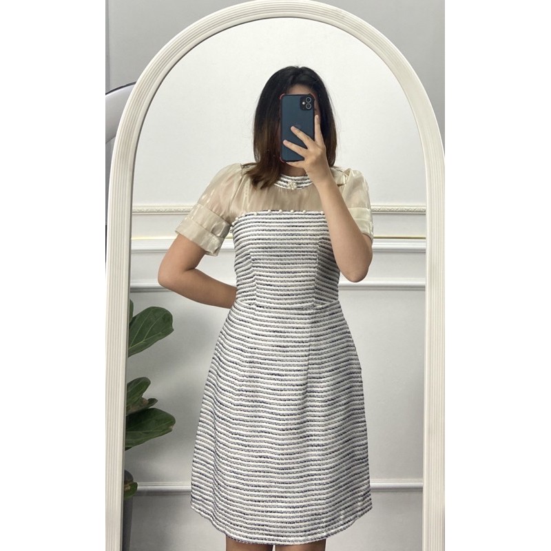 7411 Váy Đầm Suông Dạ Tweed Cổ Tròn Phối Tơ