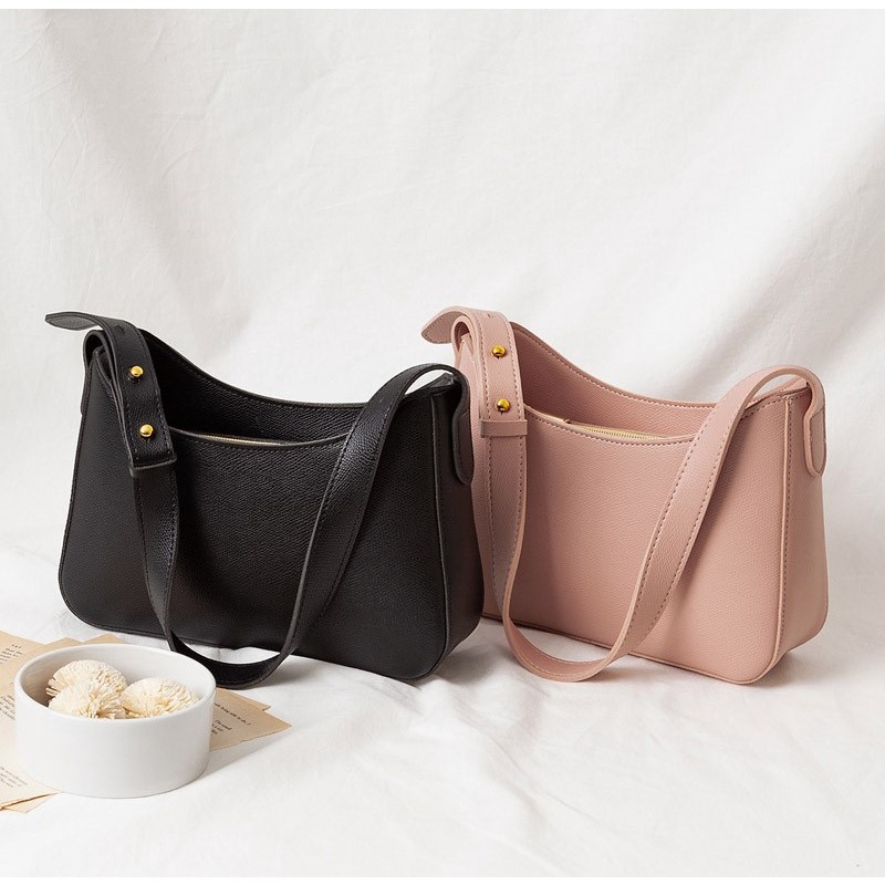 Túi Xách Vuông Bo Góc Kẹp Nách Hàn Quốc