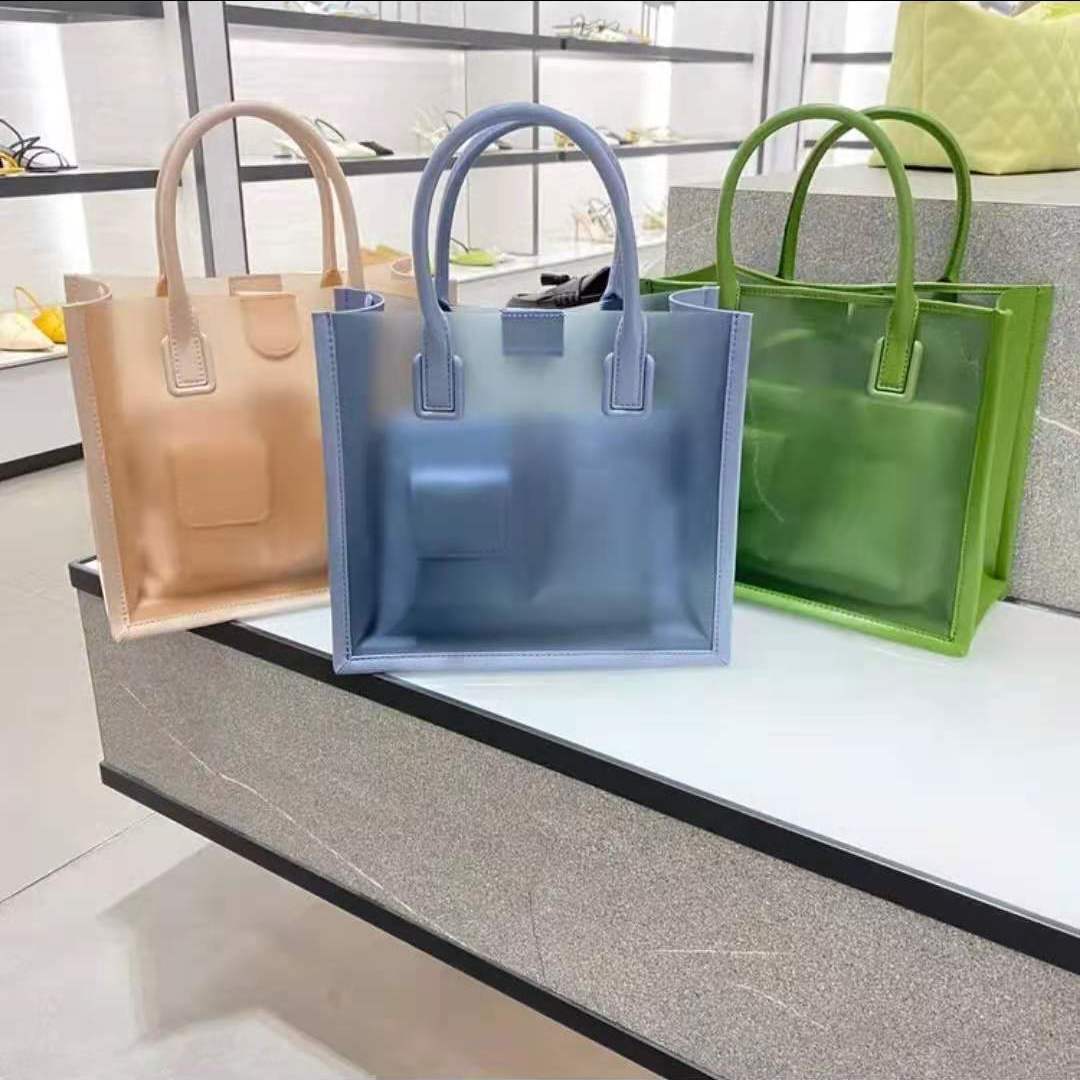 Túi Xách Charles & Keith Cỡ Lớn 2 Trong 1