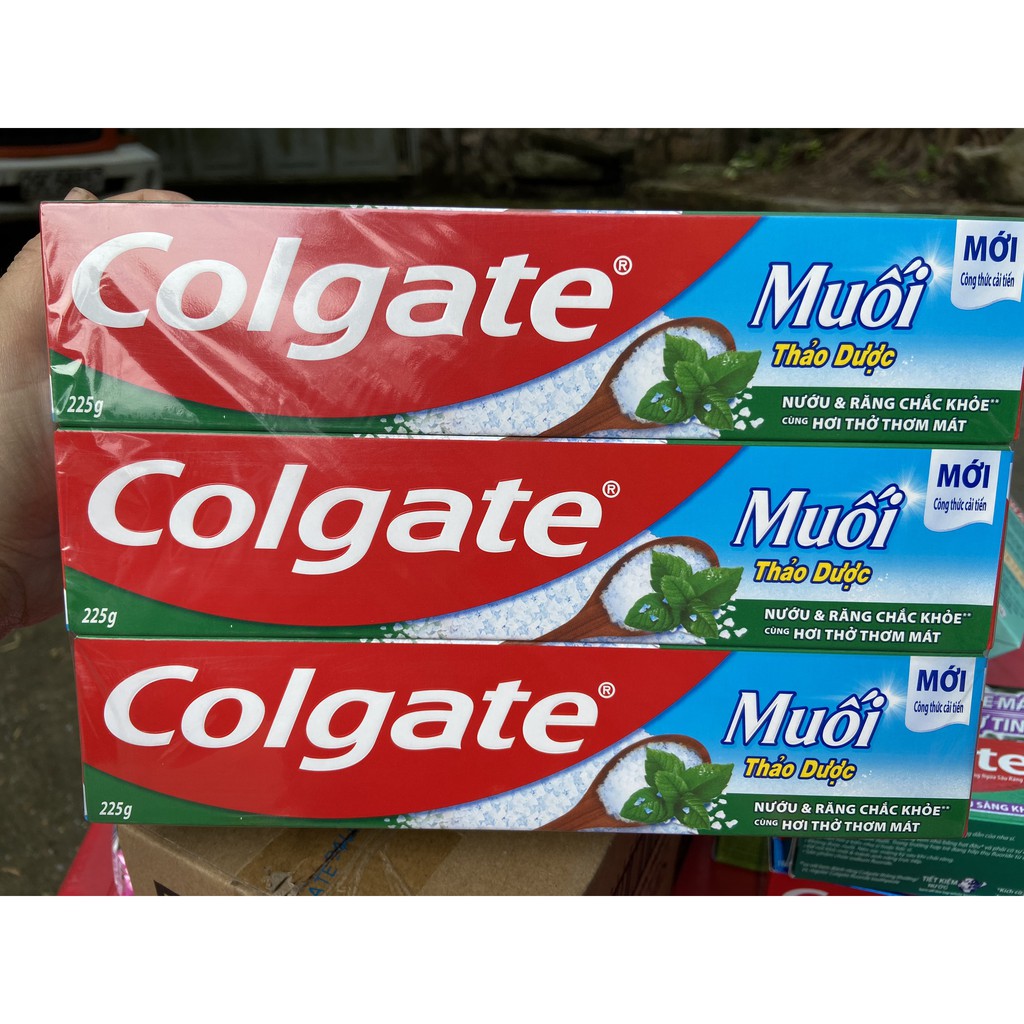 COLGATE NGỪA SÂU RĂNG MUỐI THẢO DƯỢC 225G