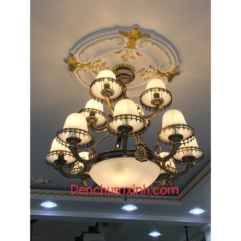 Đèn chùm cổ điển phòng khách