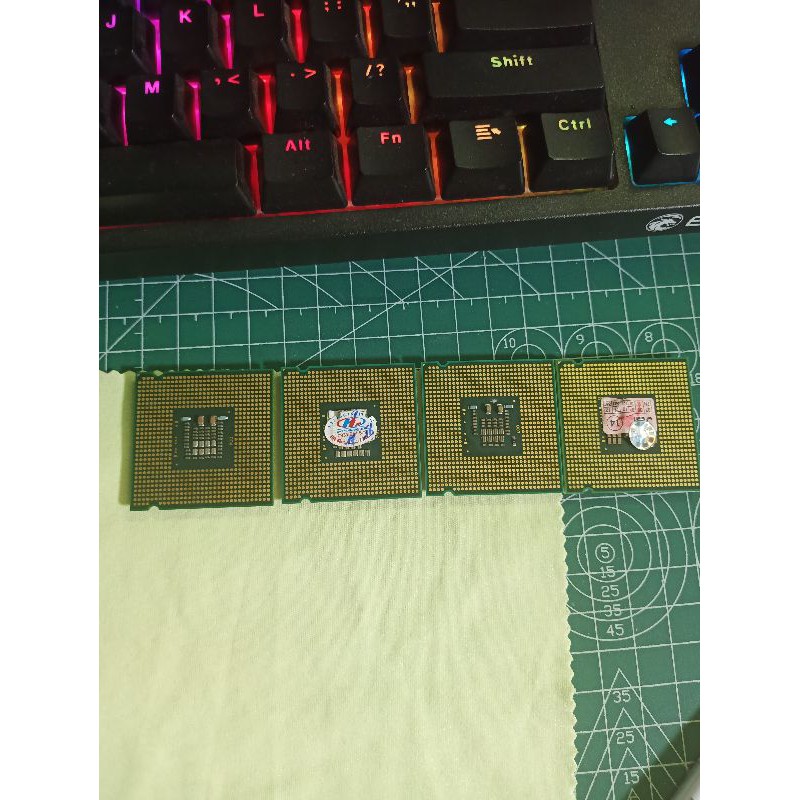 Bộ xử lý Intel® Core™2 Quad Q8200 (4M bộ nhớ đệm, 2,33 GHz, 1333 MHz FSB
 | BigBuy360 - bigbuy360.vn
