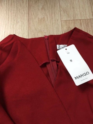 Jum đỏ tầng thắt eo