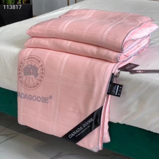 Chăn lụa canada Goose cao cấp