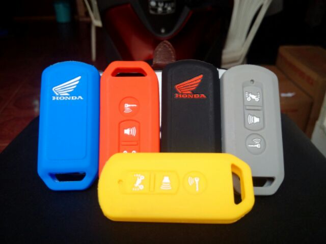 Cao Su Bọc Chìa Khoá Smartkey 3 nút 2 nút