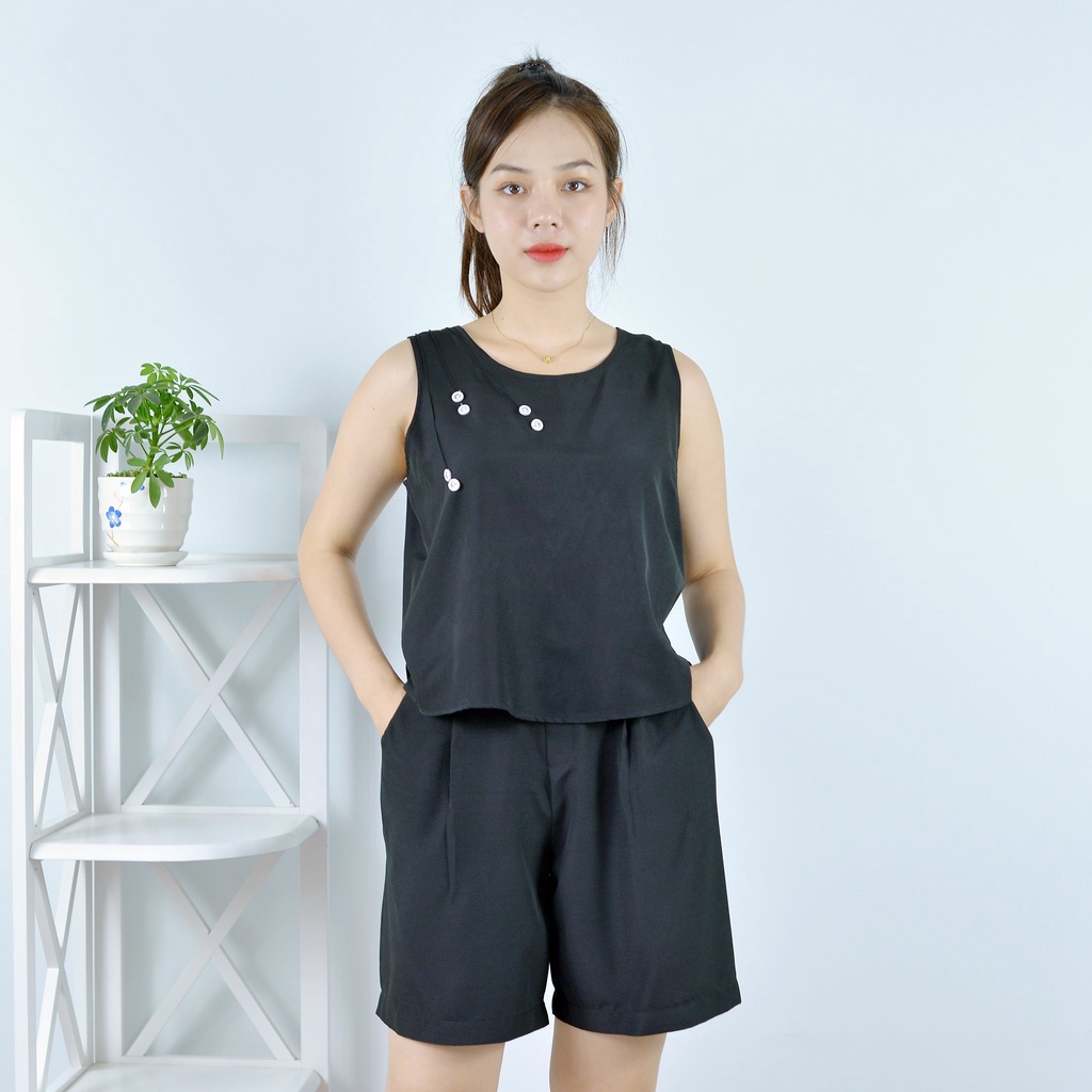 Bộ đồ nữ MÀU ĐEN ĐIỂM NHẤN 3 LI 6 NÚT CỰC XINH  - vải lụa cao cấp - Dịu dàng - Sang trọng