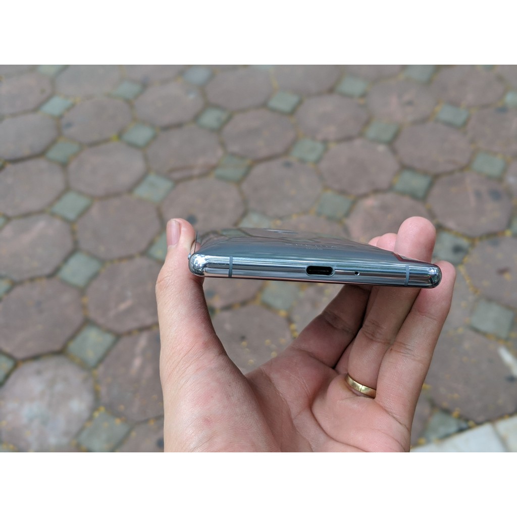 Điện Thoại Sony Xperia XZ2 Premium 64GB | Màn 4k Ram 6gb Chip Snap 845 | mua tại playmobile