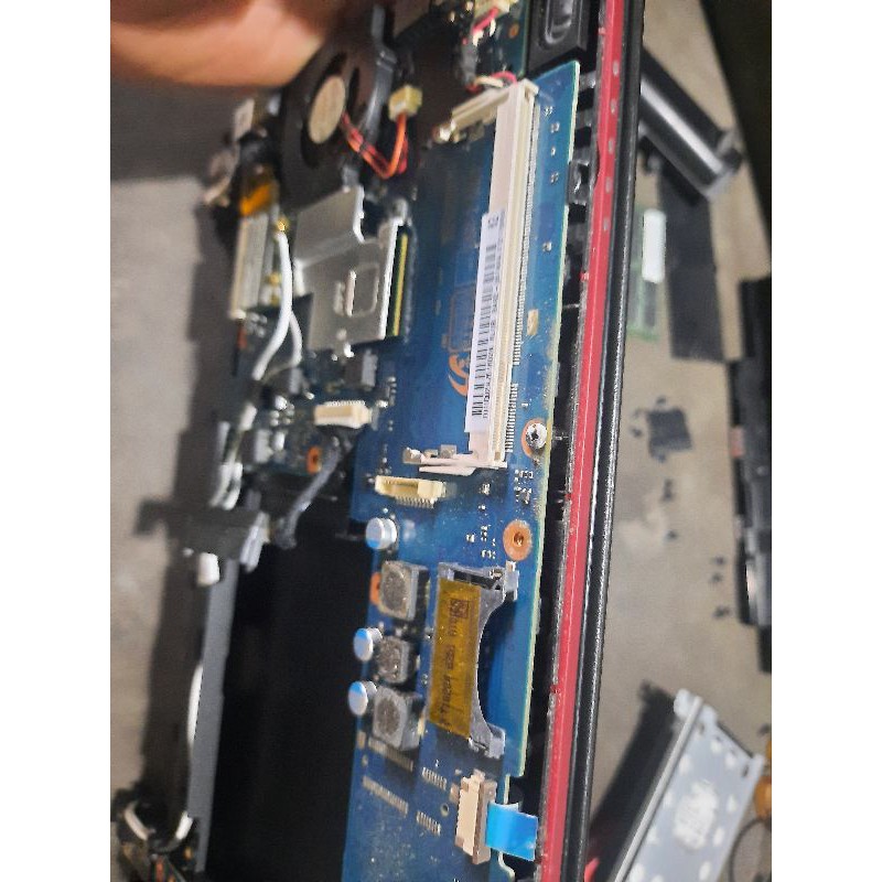 main laptop samsung mini n150 plus zin 100%