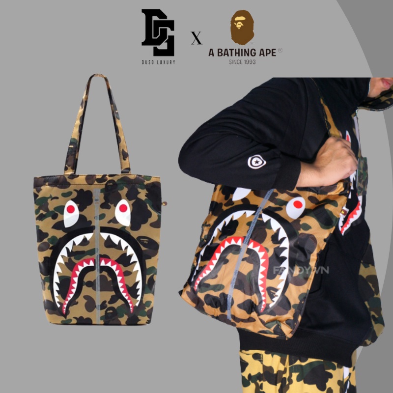 Túi đeo vai nữ Bape Shark Camo, Túi Tote Bape, chất liệu polyester chống nước, màu Camo Green Yellow DuSo