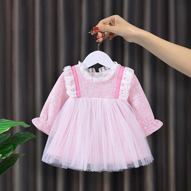 Đầm vải dạ màu hồng