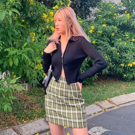 Chân váy caro nữ vải kate dáng bút chì màu xanh chuối